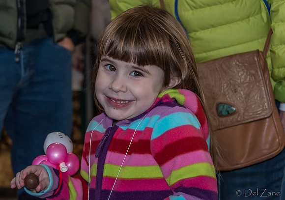 11-23-2013  Xmas Farmers' Market--44