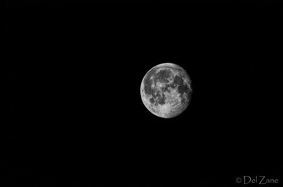 03-29 Early Morning Moon-3