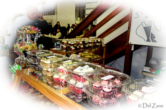 11-23-2013  Xmas Farmers' Market II--37