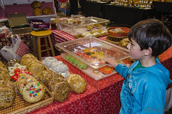 11-17 Indoor Farmers Market-111