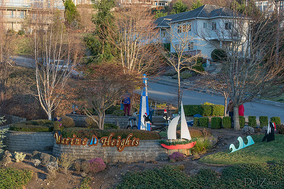 11-30 MH Xmas Display Setup Team--49