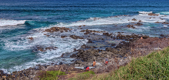 01-02 Ho'okipa Surfers--36