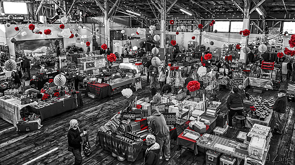11-23-2013  Xmas Farmers' Market II--4
