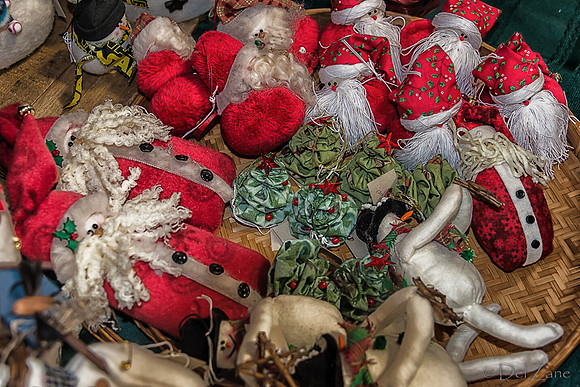 11-23-2013  Xmas Farmers' Market--46