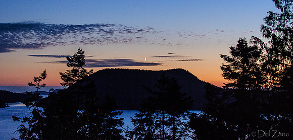 08-20 Sliver Moon-10