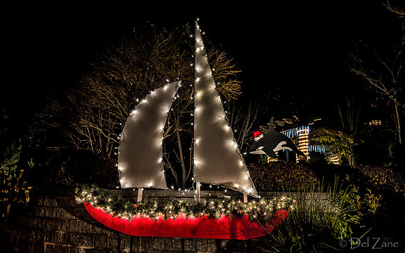 11-27-13  Marine Heights Night Xmas Display--13