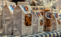 11-23-2013  Xmas Farmers' Market--5