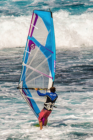 01-00 Maui Ho'okipa Surfers-22