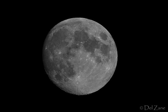 10-16 Full Moon D800 28-300mm-2