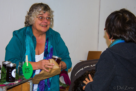 11-17 Indoor Farmers Market-16