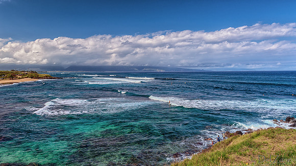 01-02 Ho'okipa Surfers--03