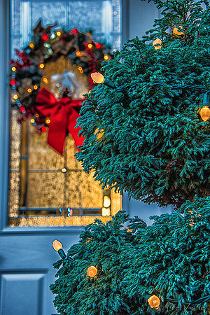 11-25 It's beginning to look a lot like Christmas-1