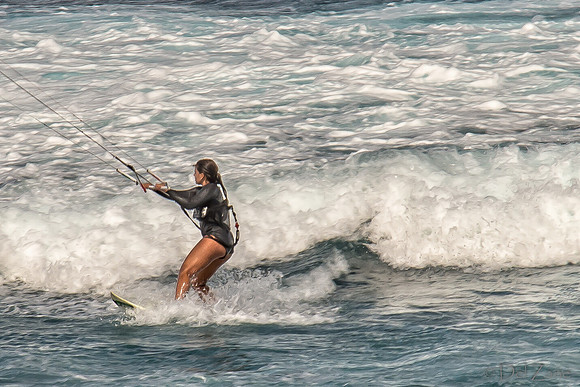 01-00 Maui Ho'okipa Surfers-14