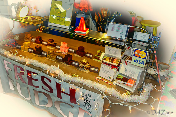 11-23-2013  Xmas Farmers' Market II--38