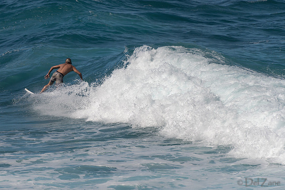 01-02 Ho'okipa Surfers--11