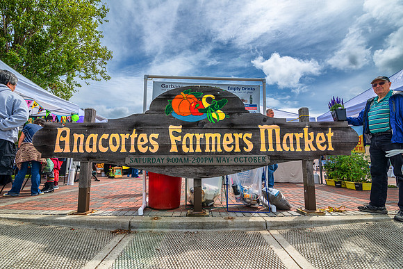 Farmers' Market 2-