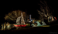 12-03 MH Nighttime Xmas Display--3