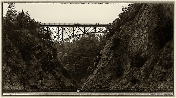 Cloudy Day at Deception Pass-12