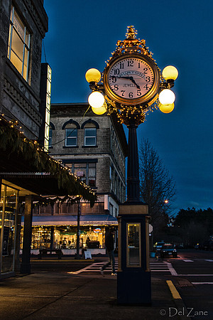 12-21 Downtown at Dusk-18